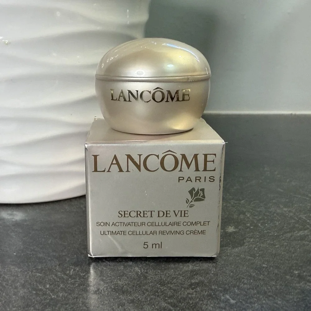 NEW Lancome Paris Secret De Vie‎ Ultimate Cellular Reviving Creme 5ml